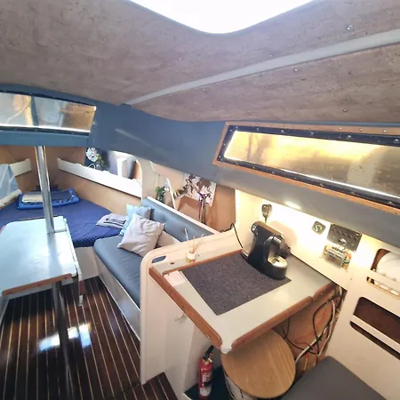 Hotel en barco Skat - Tesouro Na água Lisboa